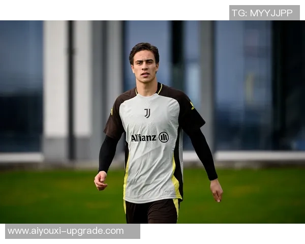 意甲焦点战AC米兰与尤文图斯握手言和乌龙球引发争议判罚引热议