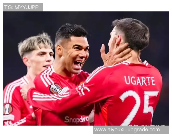 友谊赛激战：里昂与曼联战成平局红牌争议引发全场热议