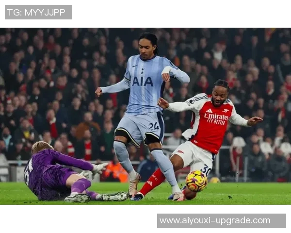 热刺友谊赛大胜阿森纳逆转精彩瞬间引发全场热烈欢呼