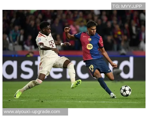 德甲焦点战巴萨与拜仁握手言和乌龙球引发战术解析与反思