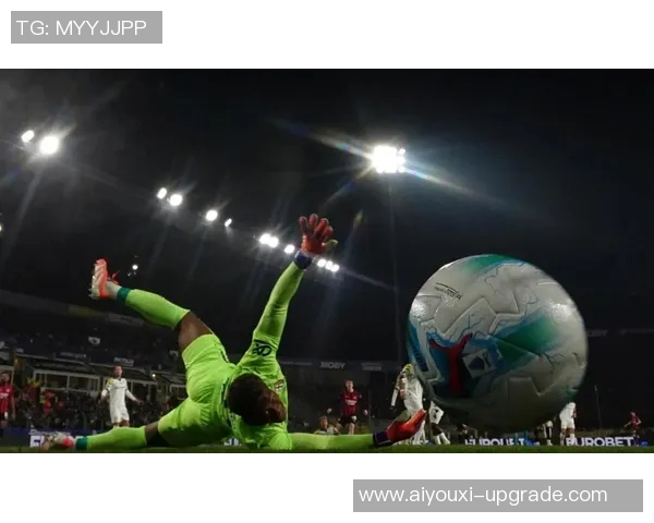 世界杯激战AC米兰绝杀尤文图斯争议判罚引发全场沸腾