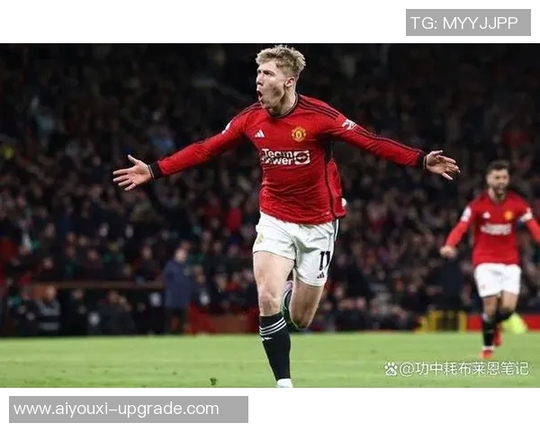 世界杯精彩对决利物浦与曼联战成平局点球大战引爆全场激情瞬间集锦